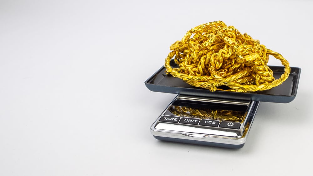 Gold On Digital Scale